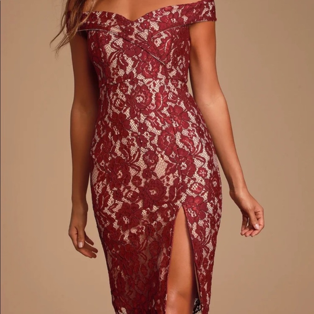 Lulu’s off the shoulder Red and Cream dress- Small